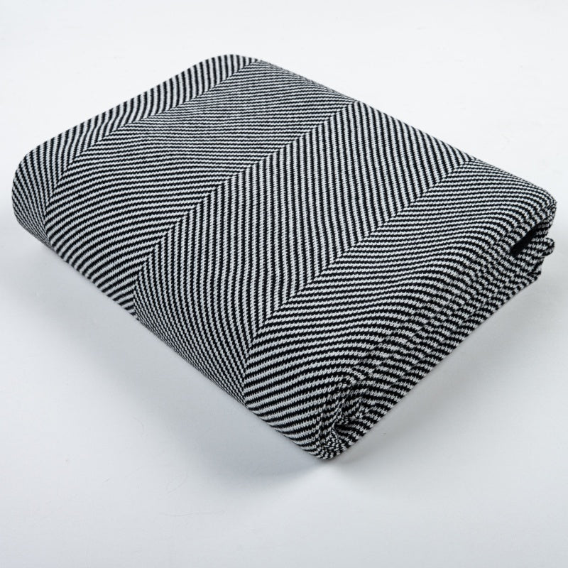 Geometric Knit Throw SoftHaven Herringbone Pattern--Black 51“x71"